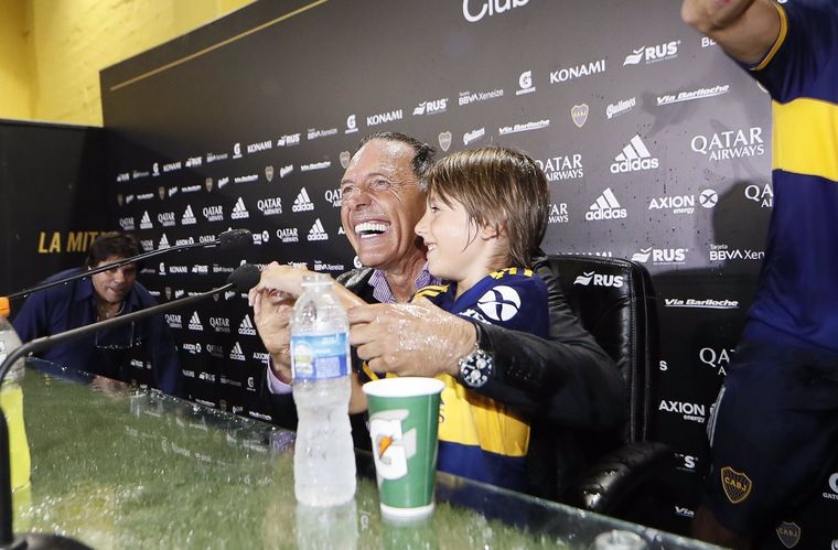 Russo se tomó con humor la broma de sus dirigidos. Boca Juniors Foto: Boca Juniors