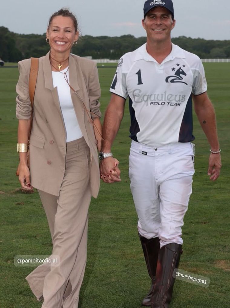 El look de Pampita para su reencuentro con Martín Pepa. El look de Pampita para su reencuentro con Martín Pepa.