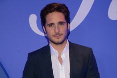 Foto: https://revistaq.mx/espectaculos/diego-boneta-presume-con-orgullo-el-trailer-del-remake-de-la-cinta-el-padre-de-la-novia/