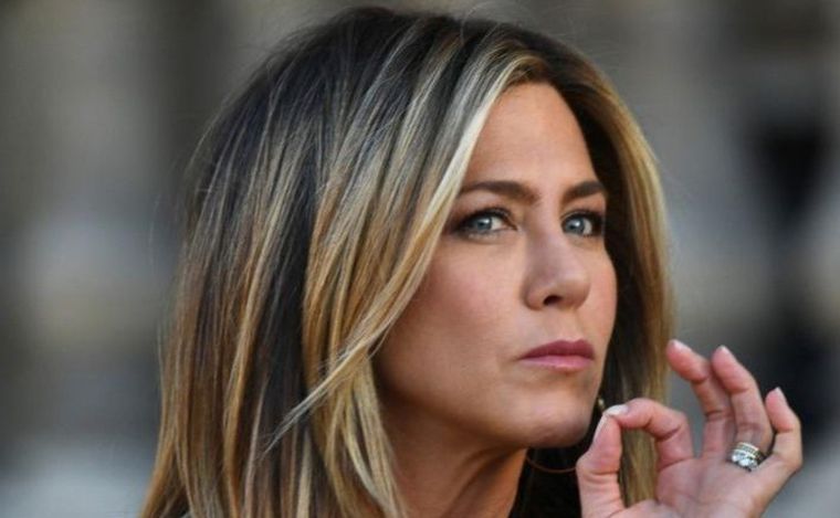Jennifer Aniston enseña trucos parra llevar un estilo cómodo y canchero.