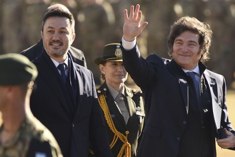 dia de la bandera: milei apunto contra quienes usaron a las fuerzas armadas de chivo expiatorio dia de la bandera: milei apunto contra quienes usaron a las fuerzas armadas de chivo expiatorio
