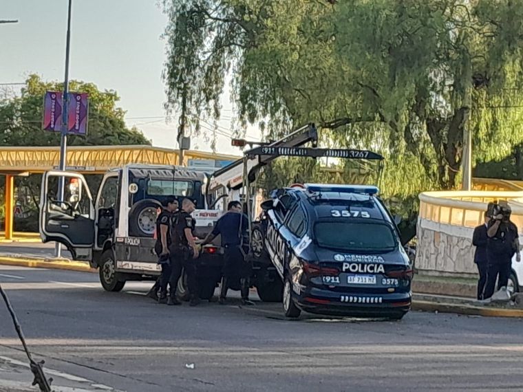 El movil fue remolcado tras el choque. Foto: Gentileza Viviana Maldonado