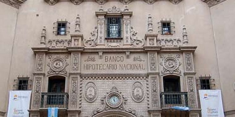 El Banco Hipotecario ofrece importantes prestamos. Foto: MDZ