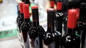 Botellas de vino producido en la Unión Europea. Foto DPA Botellas de vino producido en la Unión Europea. Foto DPA