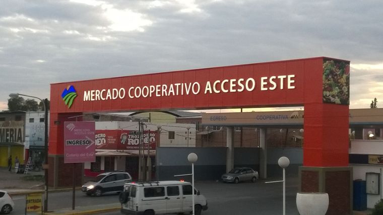 En el Mercado del Acceso Este saltaron seis casos.