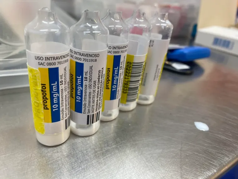 Es conocido coloquialmente como la leche de la anestesia.&nbsp;