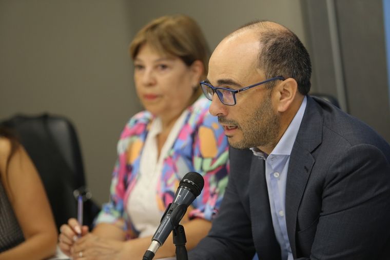 José Thomas presentó el proyecto para establecer un Plan de Alfabetización para Mendoza el pasado 11 de noviembre. Foto: Legislatura de Mendoza