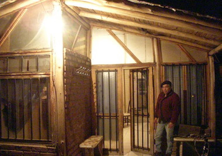 En esa casa de Luján vivió Eliana Cuello y su hija hasta 1998. Foto: Mdz