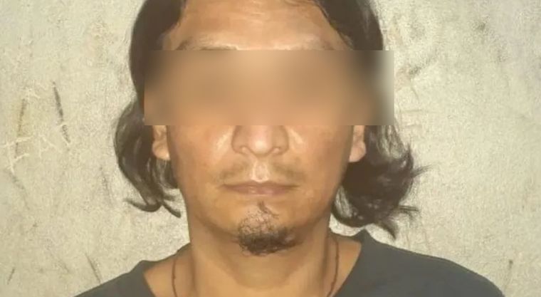 El rostro El violador fue atrapado poco después. A juzgar por lo que se ve en la foto, su fisonomía es bastante llamativa.