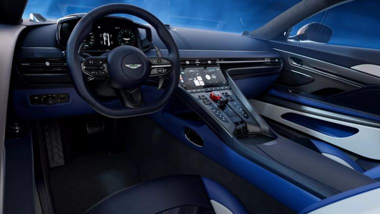 Aston Martin DB12 S