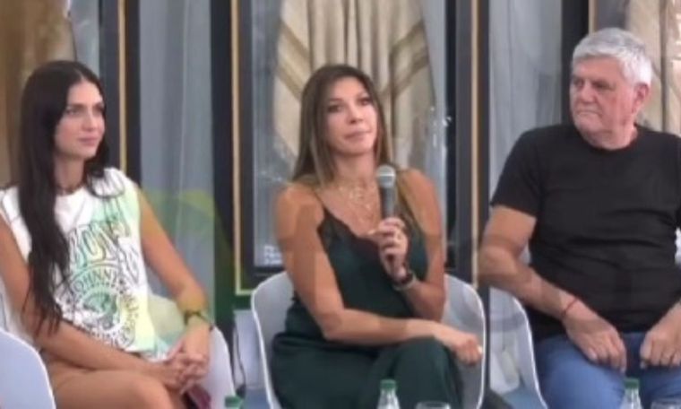 Catherine Fulop pasó un momento de vergüenza en Catamarca La actriz estuvo de visita promocionando el turismo Foto: Captura video