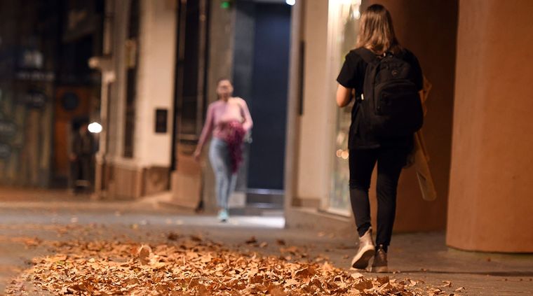 El Zonda bajó al llano y se viene una noche y una madrugada de viento moderados a fuertes. Foto: Santiago Tagua/MDZ