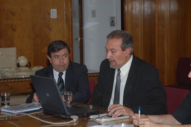 MDZol | Los ministros Cerroni y Mercau, preocupados por la crisis. Foto: Prensa Casa de Gobierno