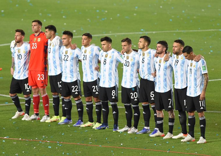 Argentina sacó boleto a Qatar 2022 y el plantel lo festejó. Foto: @Argentina