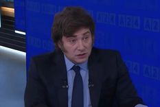 Javier Milei se solidarizó con Antonio Laje tras los problemas de sonido en la nota en A24. Foto: Captura de video A24
