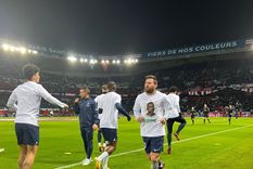 Messi durante el calentamiento del PSG. Foto: @PSG_espanol