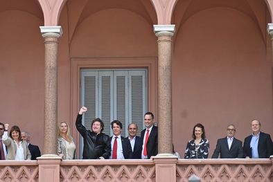 MDZol | Javier Milei está llevando a cabo lo que se conoce como la “creación de problemas, reacción, solución”. Foto: Télam