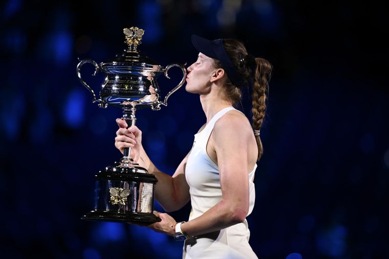 Rybakina conquistó Melbourne.