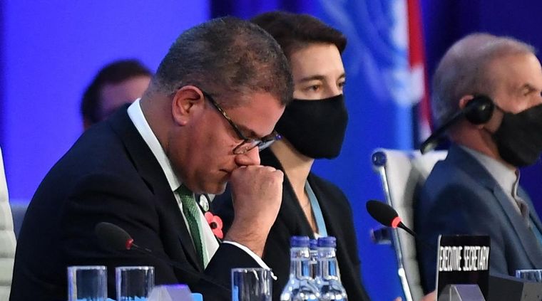 Alok Sharma se permitió unas lágrimas. Foto: Afp.