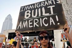 Donald Trump despojó a los migrantes de Venezuela y Nicaragua de protecciones temporales que evitan su deportación.