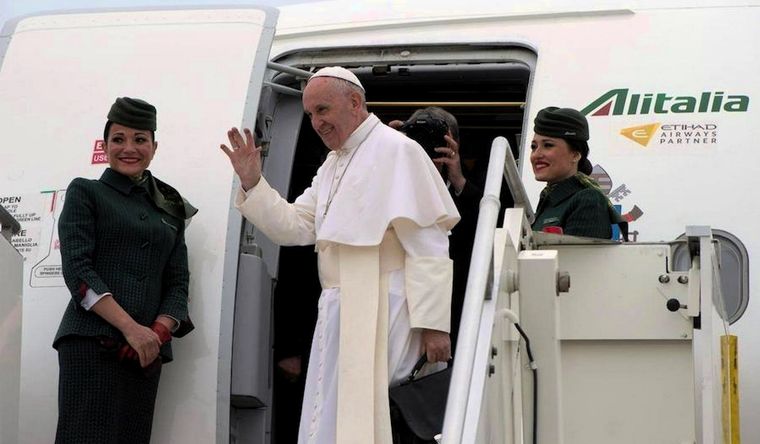 El papa Francisco volverá a viajar. Foto: Efe.