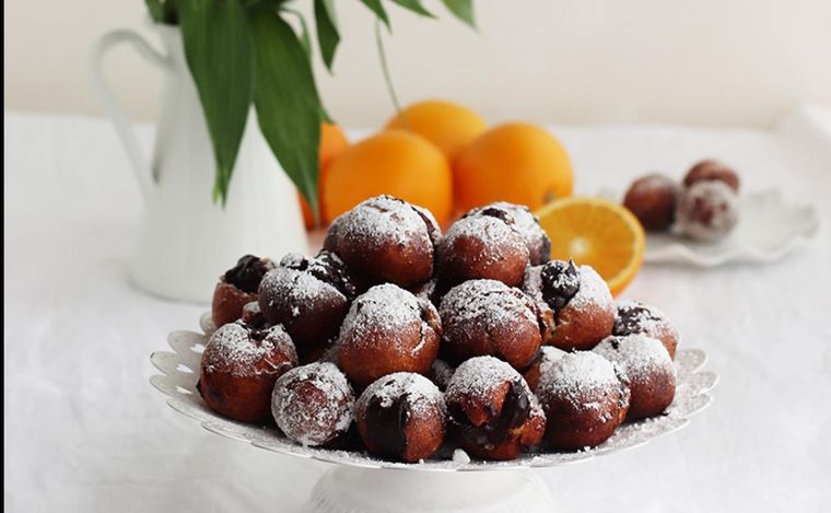 Buñuelos de chocolate Una receta clásica con un toque distinto Foto: Gourmet