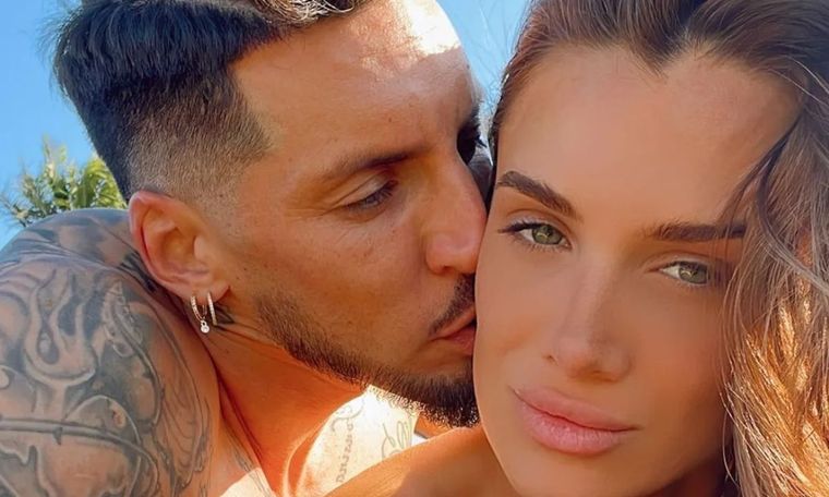 Camila Homs y José Sosa tuvieron un romántico ida y vuelta en redes sociales La modelo y el futbolista se dedicaron mensajes en Instagram