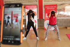 Candela Ávila Reina Vendimia Las Heras en clases online de Facebooklive LH