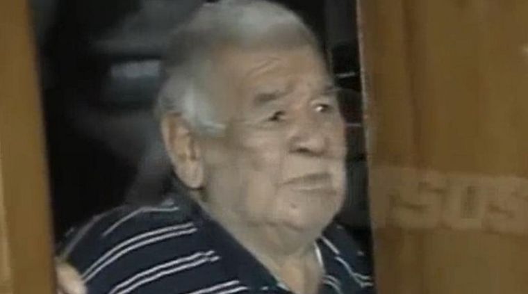 483714.jpg