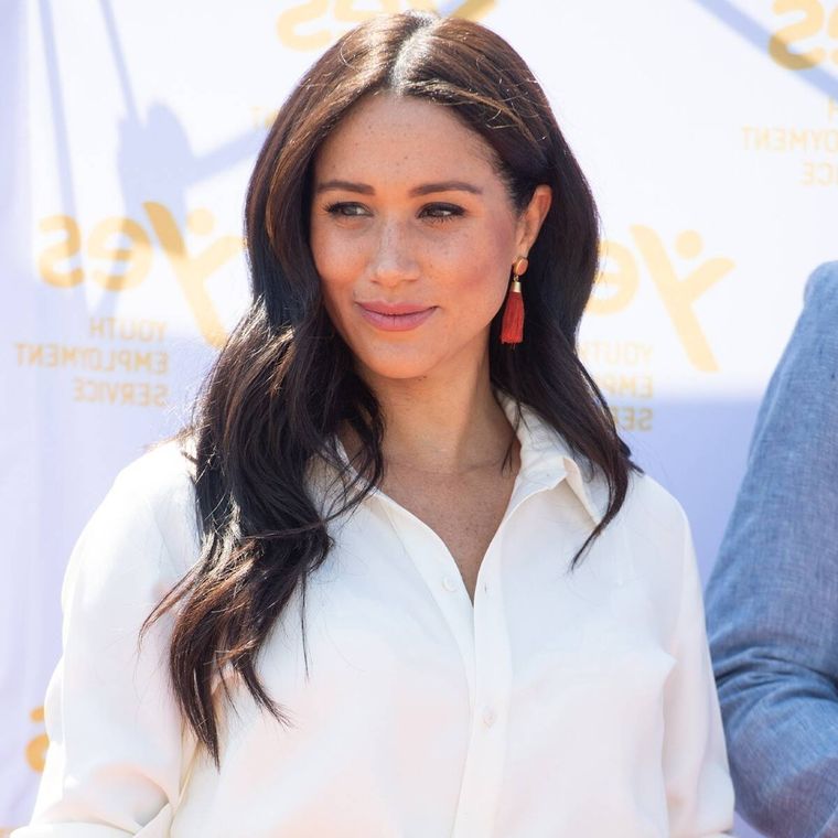 Meghan Markle se vuelve en nuestro ejemplo internacional para aprender a usar el estilo minimalista Foto: E!Online