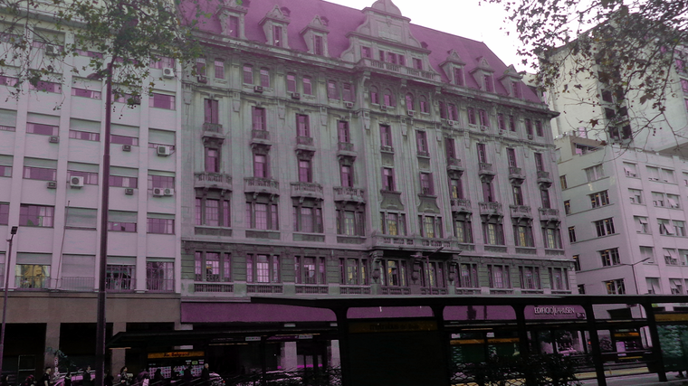 Edificio Lahusen, construido en 1956 - Ciudad de Buenos Aires. Créditos: commons.wikimedia.org