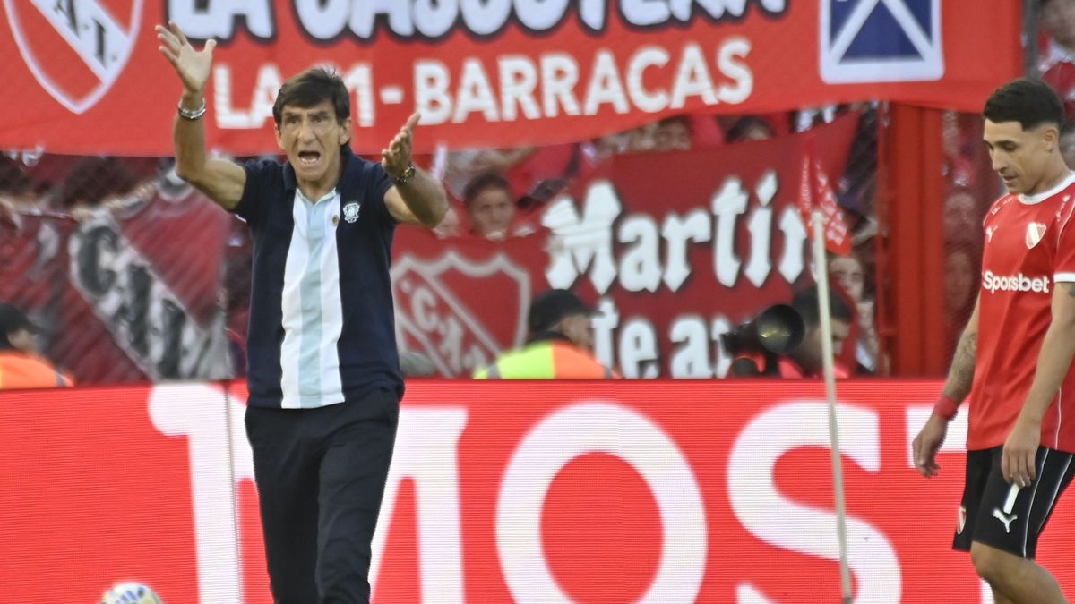 Qué dijo Gustavo Costas sobre Maravilla Martínez tras el penal errado en el clásico de Avellaneda