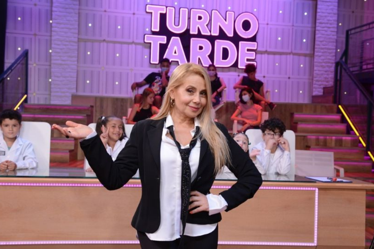 ANDREA POLITTI VUELVE A LA TELEVISIÓN CONDUCIRÁ TURNO TARDE, UN NUEVO FORMATO DE PREGUNTAS Y RESPUESTAS