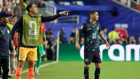 FIFA confirmó la sanción para Miguel Almirón y Paraguay perderá a una de sus figuras en un partido clave. FIFA confirmó la sanción para Miguel Almirón y Paraguay perderá a una de sus figuras en un partido clave.