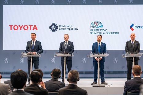 toyota fabricara su primer auto electrico en europa toyota fabricara su primer auto electrico en europa