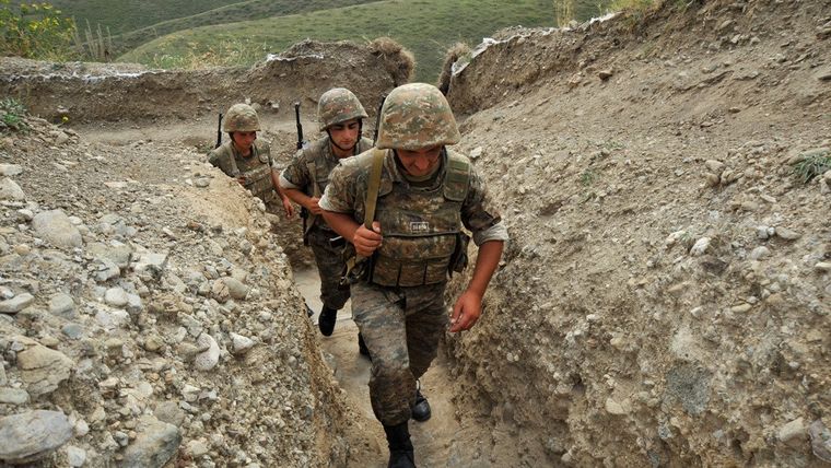 Soldados de la república autoproclamada de Nagorno Karabaj (foto de archivo)