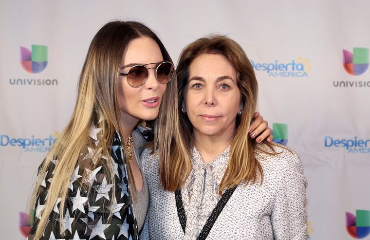 BELINDA Y SU MAMÁ, BELIDA SCHÜLL Foto: https://800noticias.com/exigente-esto-es-lo-que-piensa-la-mama-de-belinda-de-christian-nodal