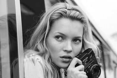MDZol | Kate Moss niega haber realizado algún procedimiento estético. Foto: Bruce Weber