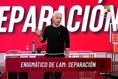 El conductor reveló que una pareja se separó luego de haber anunciado su compromiso el año pasado. Foto: Captura de pantalla Youtube América TV.