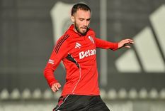 Pezzeila se rompió los cruzados en agosto de 2025 y todavía no regresó a las canchas. Foto: Prensa River Pezzeila se rompió los cruzados en agosto de 2025 y todavía no regresó a las canchas. Foto: Prensa River