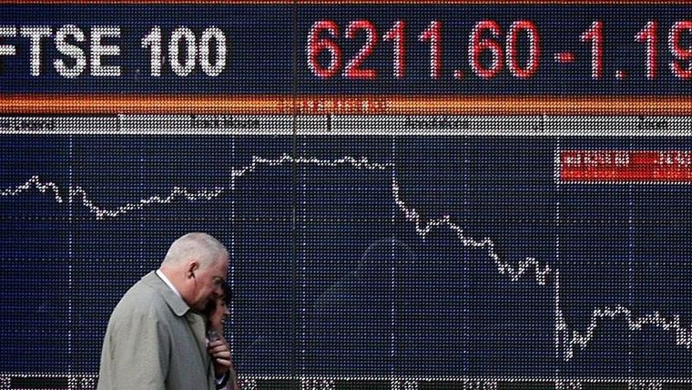 El índice FTSE 100 sigue la evolución del valor de las acciones de las principales empresas en la bolsa de Londres Foto: GETTY IMAGES