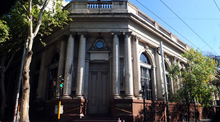 Quienes cobren en el Banco Nación tendrán más beneficios con Anses. Quienes cobren en el Banco Nación tendrán más beneficios con Anses.