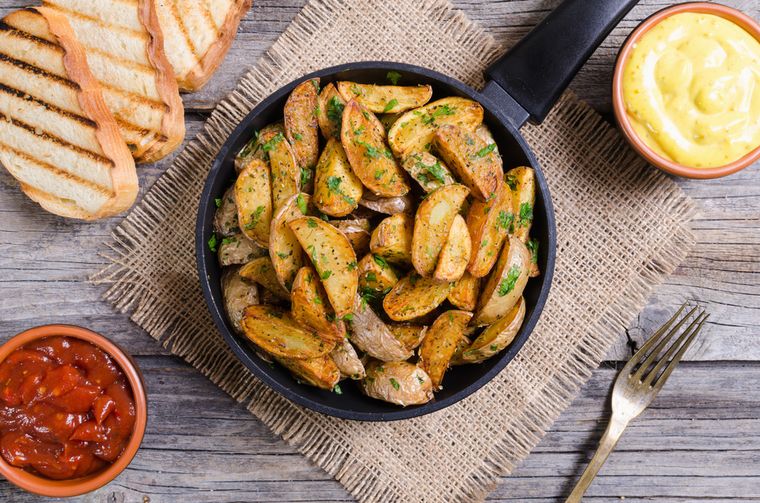 El ajo y las hierbas frescas usadas en la receta potencian el sabor y aportan antioxidantes naturales. El ajo y las hierbas frescas usadas en la receta potencian el sabor y aportan antioxidantes naturales.