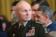 por que el pentagono obliga a dimitir al jefe del estado mayor del ejercito de ee.uu.