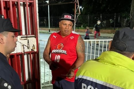Fuerte cachetazo para el jefe de la barra de Independiente