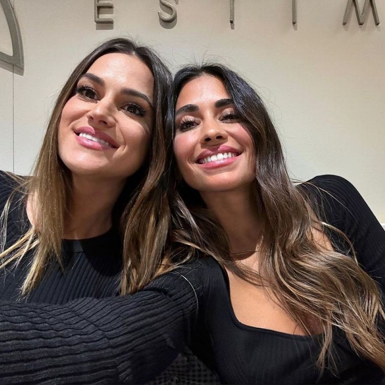 ¡Ya puedes conseguir el total look de Zara que llevó Antonela Roccuzzo! Foto: Instagram