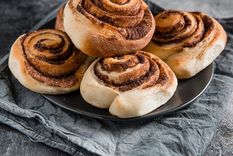 Foto: Antojo en tu cocina - antojoentucocina.com/receta/rollos-canela-caramelo-estilo-cinnabon
