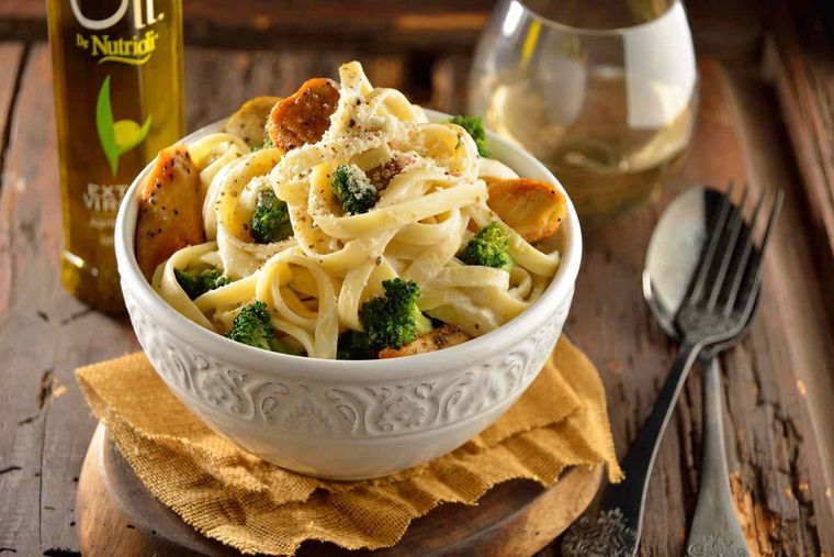 Si quieres experimentar, puedes probar con diferentes tipos de quesos y verduras. Foto: Archivo