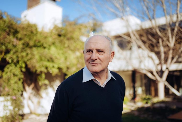 Carlos Andía. Foto de su archivo personal, tomada por Tom Escobar.