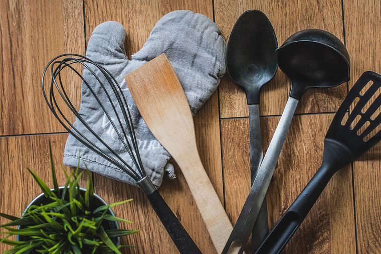 Limpieza Aprende a limpiar correctamente los utensilios de cocina Foto: Facebook